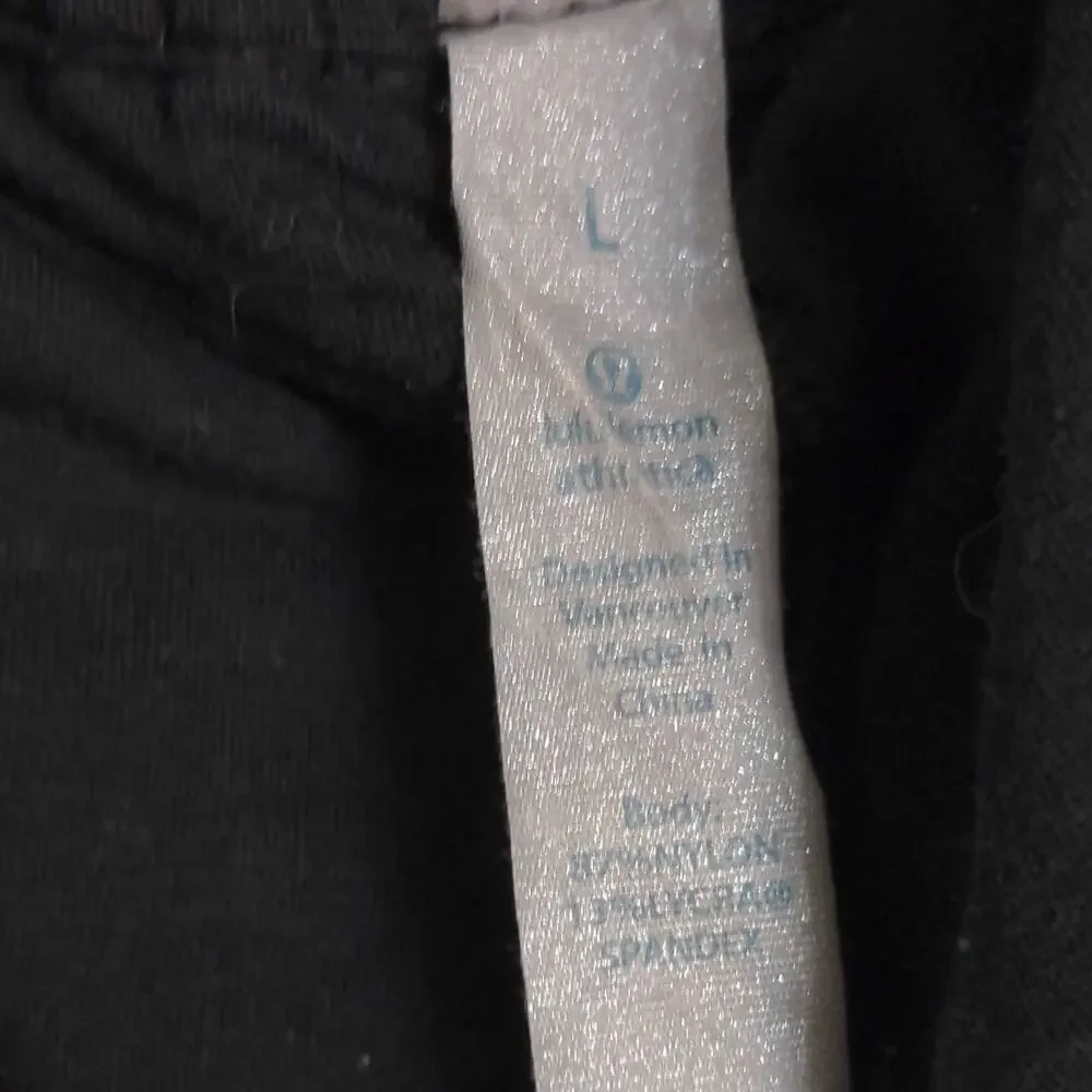 Lululemon Womens Athletic Shorts Black Stretch Elastic Waist Drawstring L